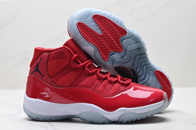 Air Jordan 11 Retro 06